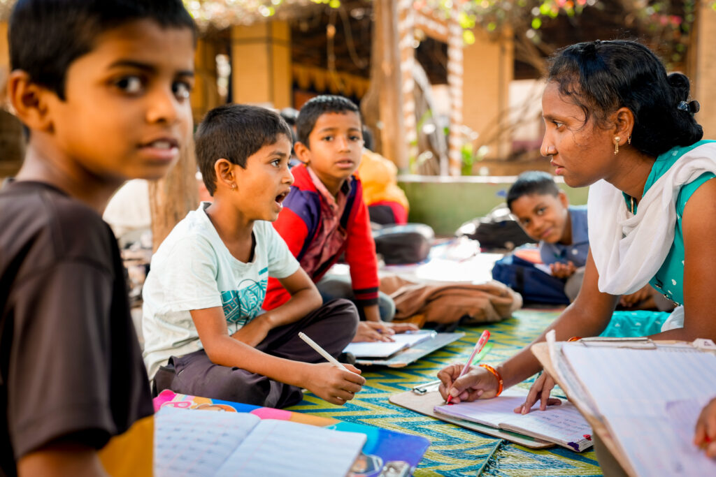 SONYJour20625 Venez et voyez DCC VSI Volontariat en INDE avec la Délégation Catholique pour la Coopération